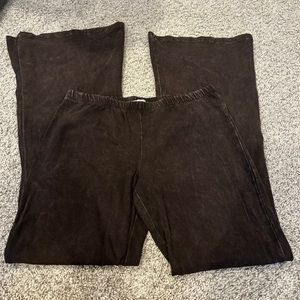 Medium Mineral Wash Flared Leggings